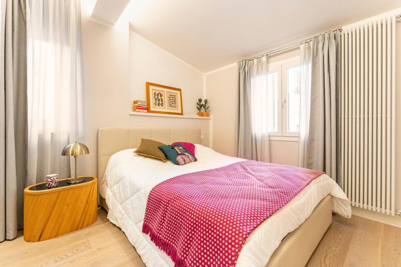 Art Apartment Luxury Sofia Suite Florenz Exterior foto