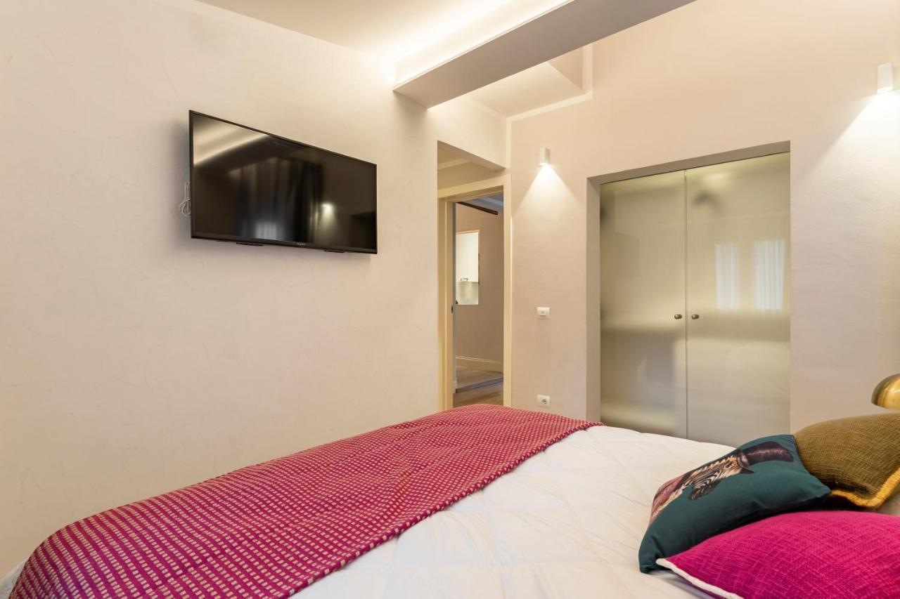 Art Apartment Luxury Sofia Suite Florenz Exterior foto
